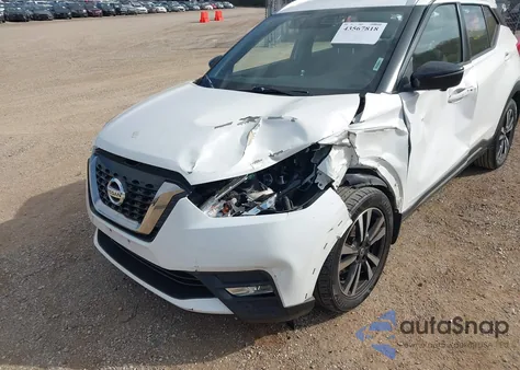 2018 Nissan Kicks Sr из США, поврежденный, VIN 3N1CP5CUXJL513218